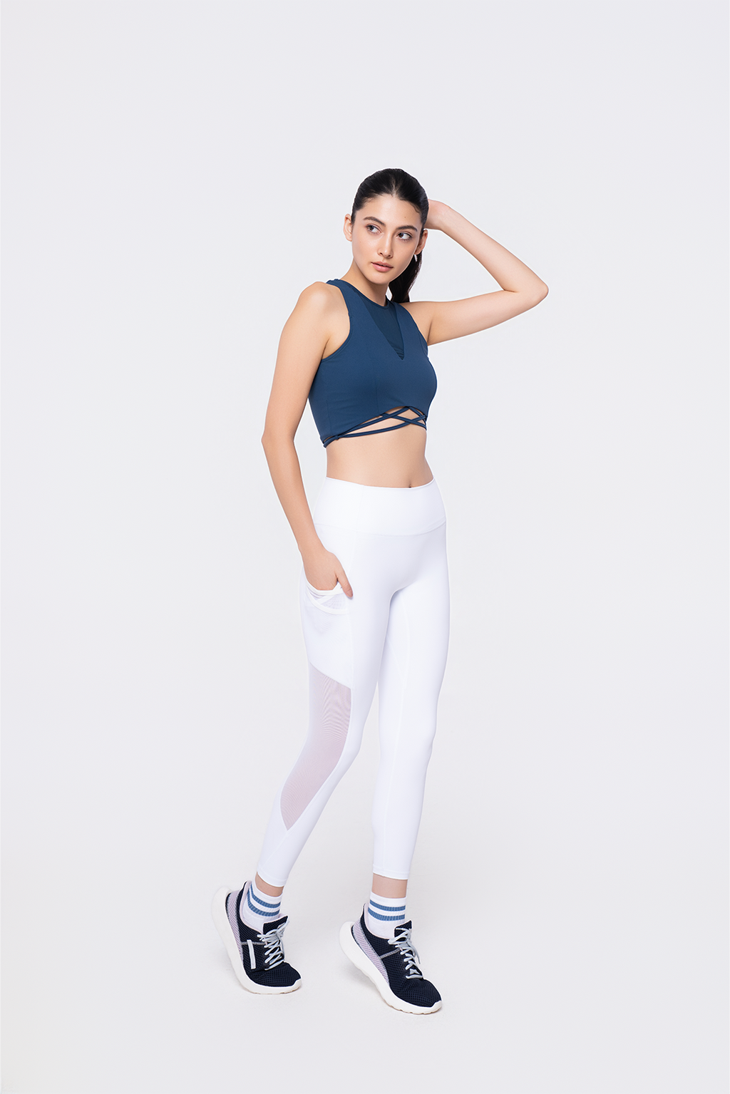 Chloe Top & Luminous Leggings
