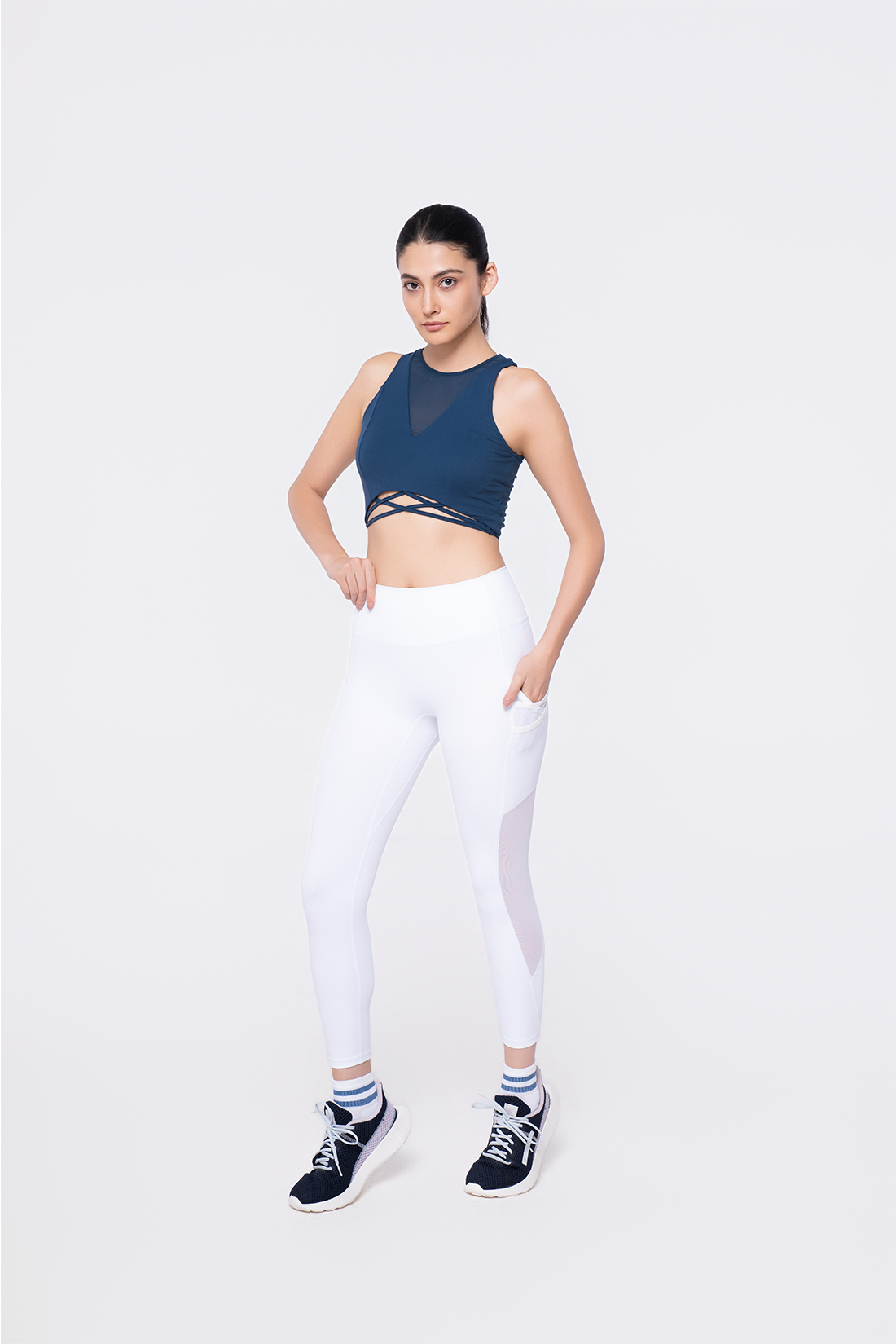 Chloe Top & Luminous Leggings