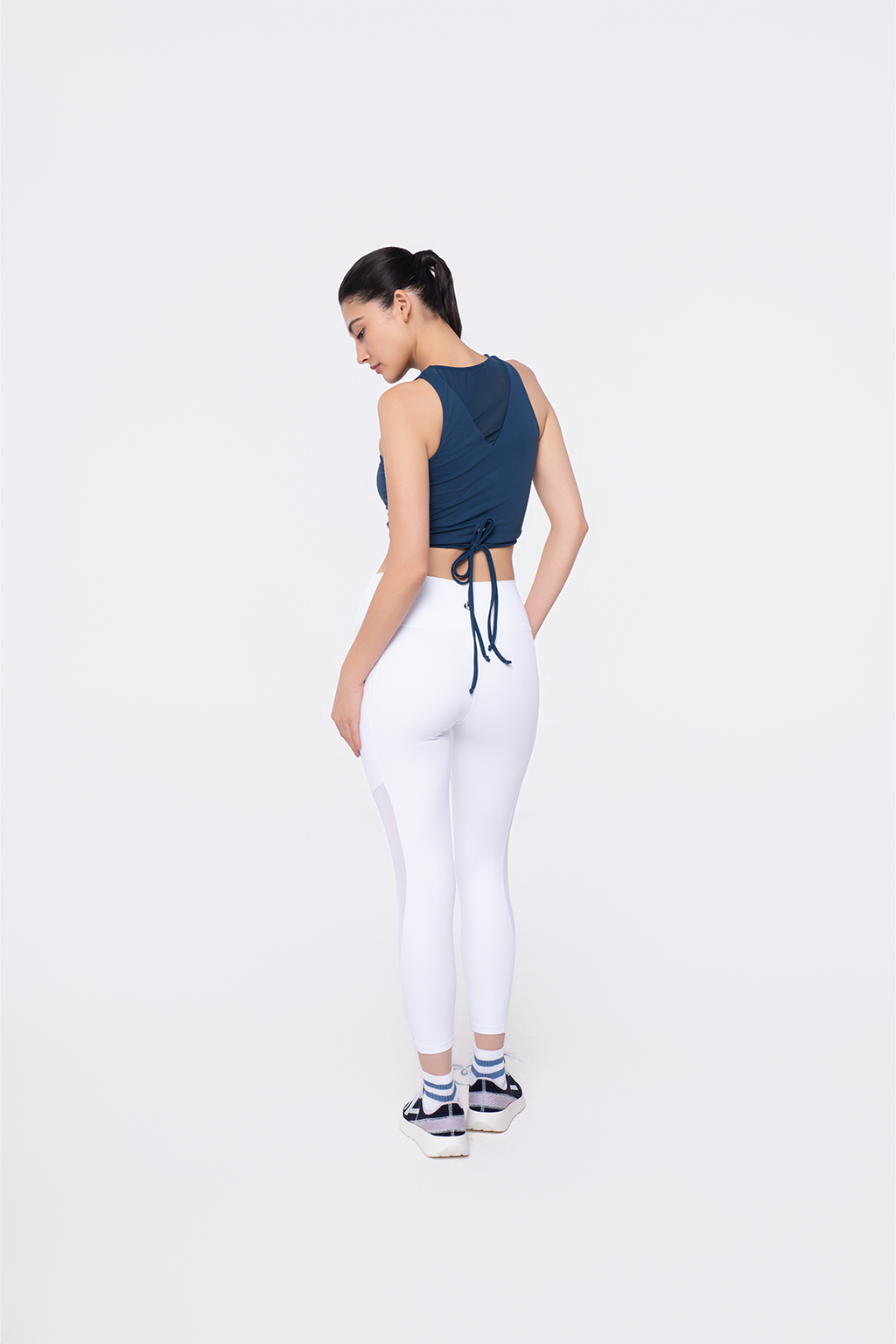 Chloe Top & Luminous Leggings