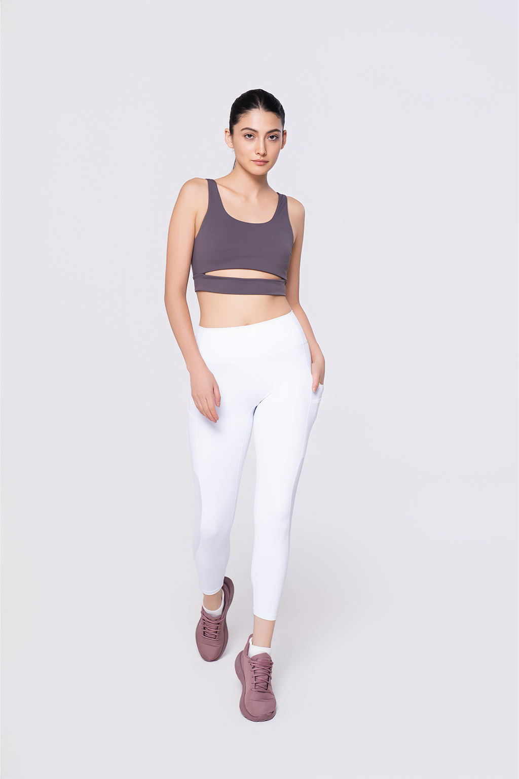 Kickin Bra Top & Luminous Leggings